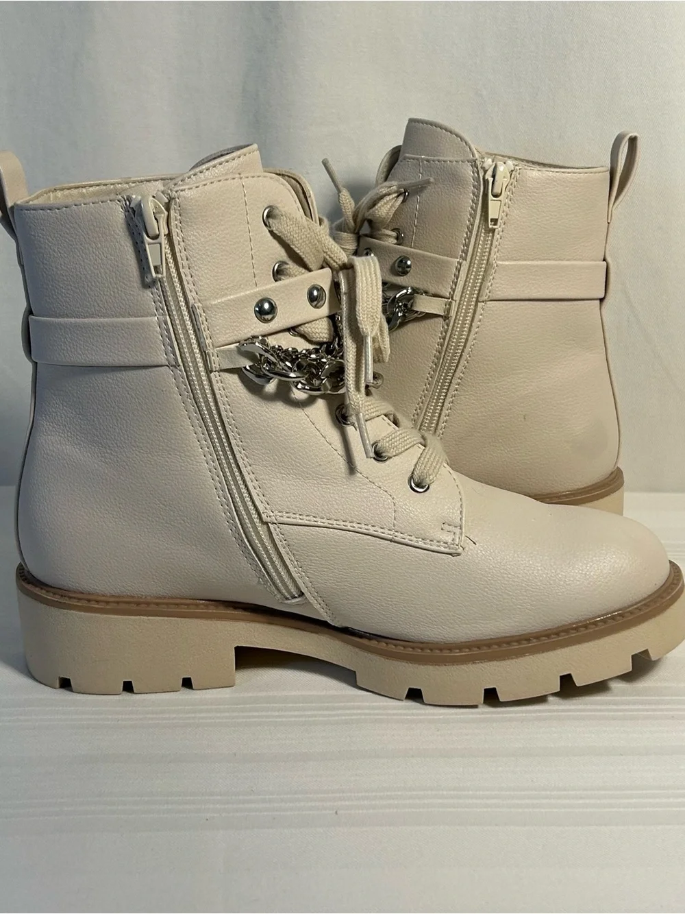 XOXO prisca boots